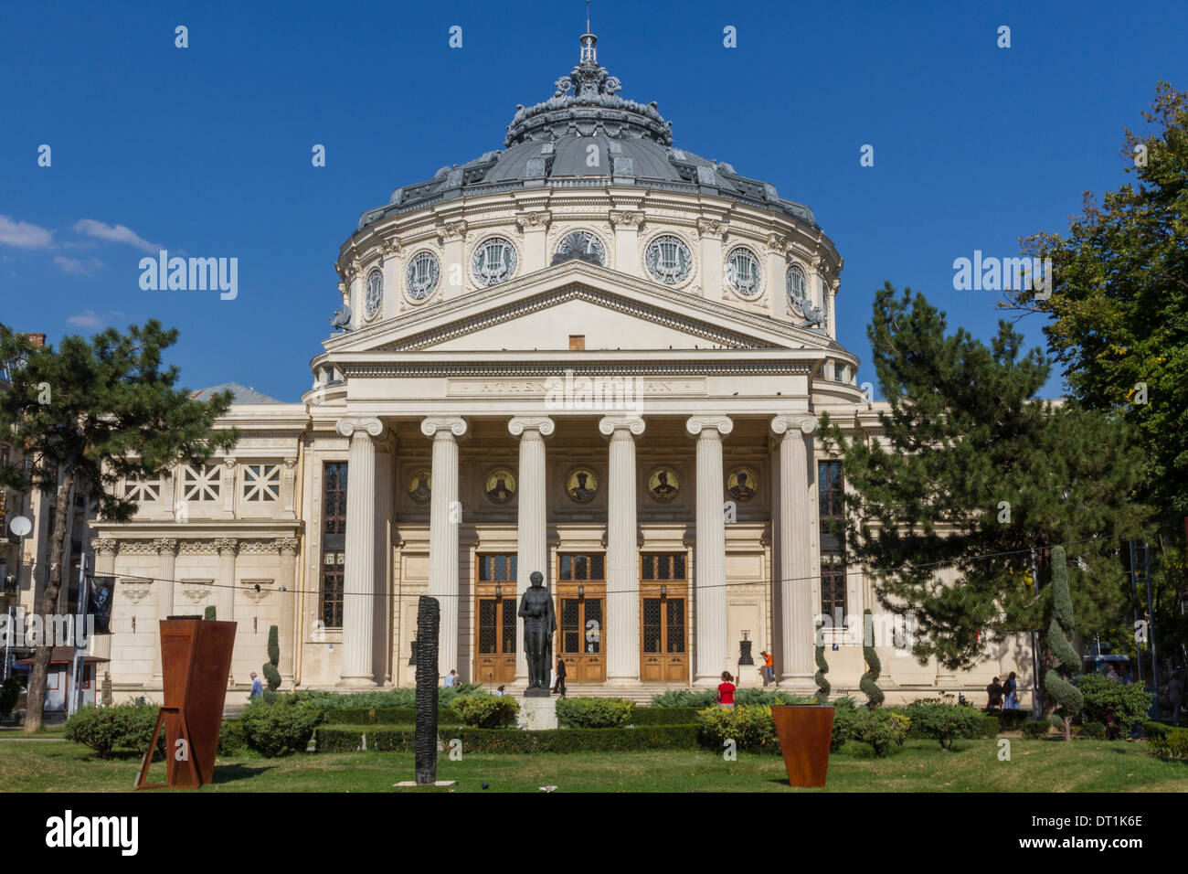 Permanent peach disgusting Travel to bucharest hi-res stock photography and images - Page 17 - Alamy