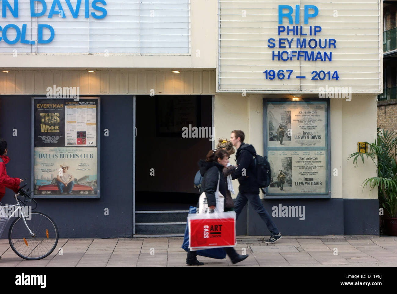 Tribute to Philip Seymour Hoffman on Screen on the Green cinema, London Stock Photo