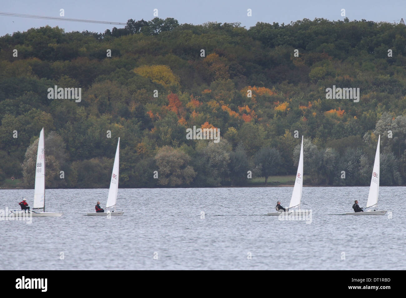 SAILING AT Grafham Water IN CAMBRIDGESHIRE Stock Photo Alamy