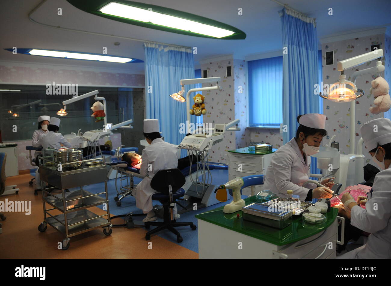 Pyongyang. 4th Feb, 2014. The photo taken on Feb. 4, 2014 shows the children therapy room of Ryukyeong Stomatological Hospital in Pyongyang, the Democratic People's Republic of Korea. Xinhua journalists visited two new hospitals of the DPRK and came into contact with the free medical treatment of the socialist country. © Du Baiyu/Xinhua/Alamy Live News Stock Photo