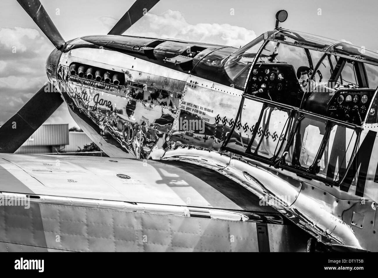 P51 mustang aircraft Black and White Stock Photos & Images - Alamy