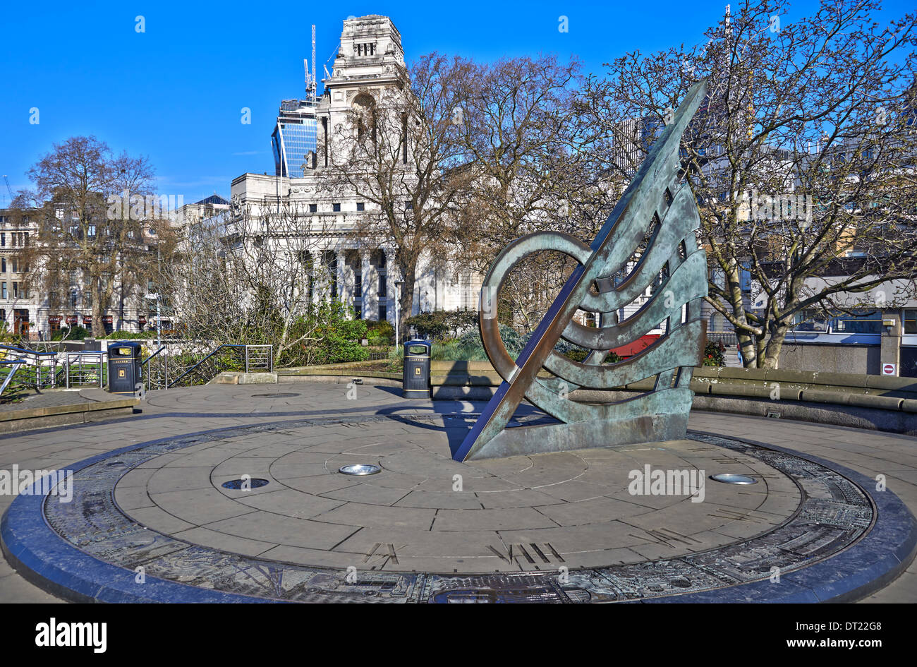 The sundial at Tower Hill underground station has a neat history of