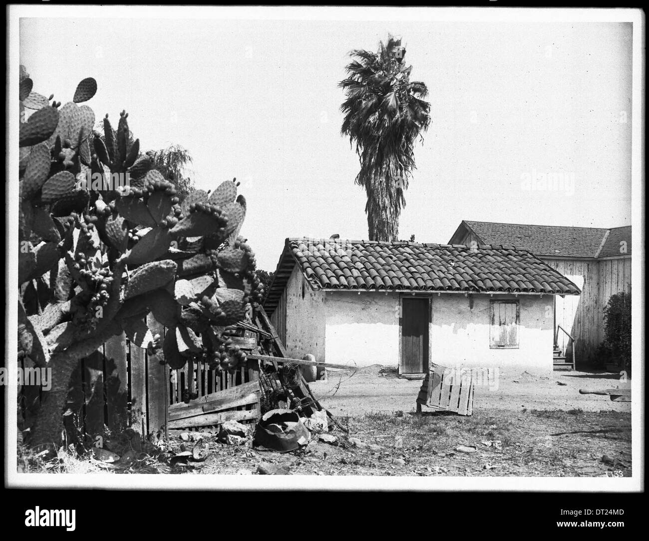 San gabriel mission Black and White Stock Photos & Images Alamy