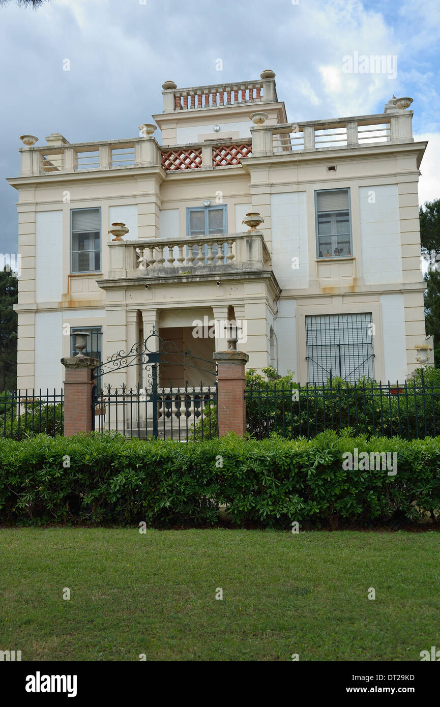 A Victorian seaside house Argelessurmer France seaside beach resort