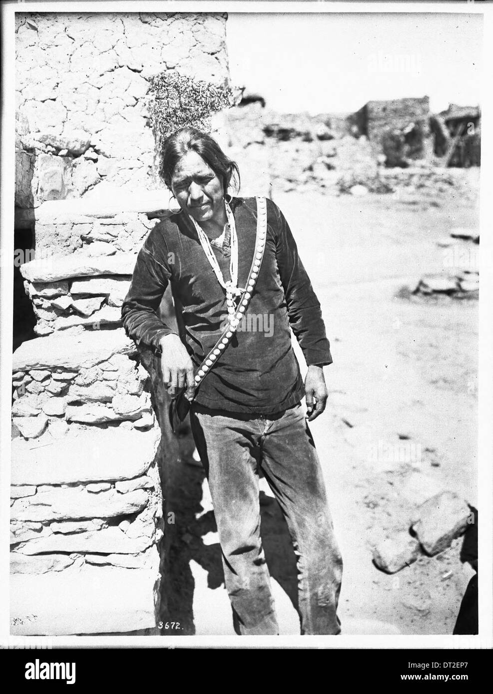 Indian man wearing traditional attire Black and White Stock Photos ...