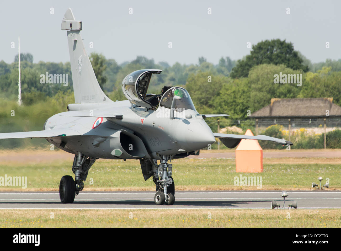 Dassault Aviation Rafale Multi Role Fighter Aircraft of the French Air Force, turns to acknowledge the crowd at the 2013 RIAT Stock Photo