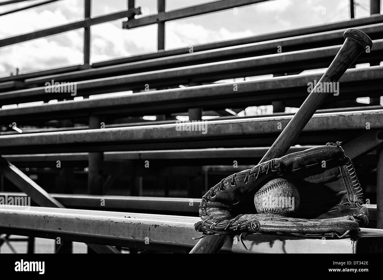 Baseball bleachers hires stock photography and images Alamy