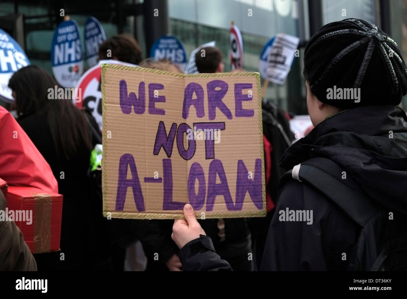 London, UK. 7th February 2014. Students protest outside the department for Business and skills against the sell off of student loans. Credit:  Rachel Megawhat/Alamy Live News Stock Photo