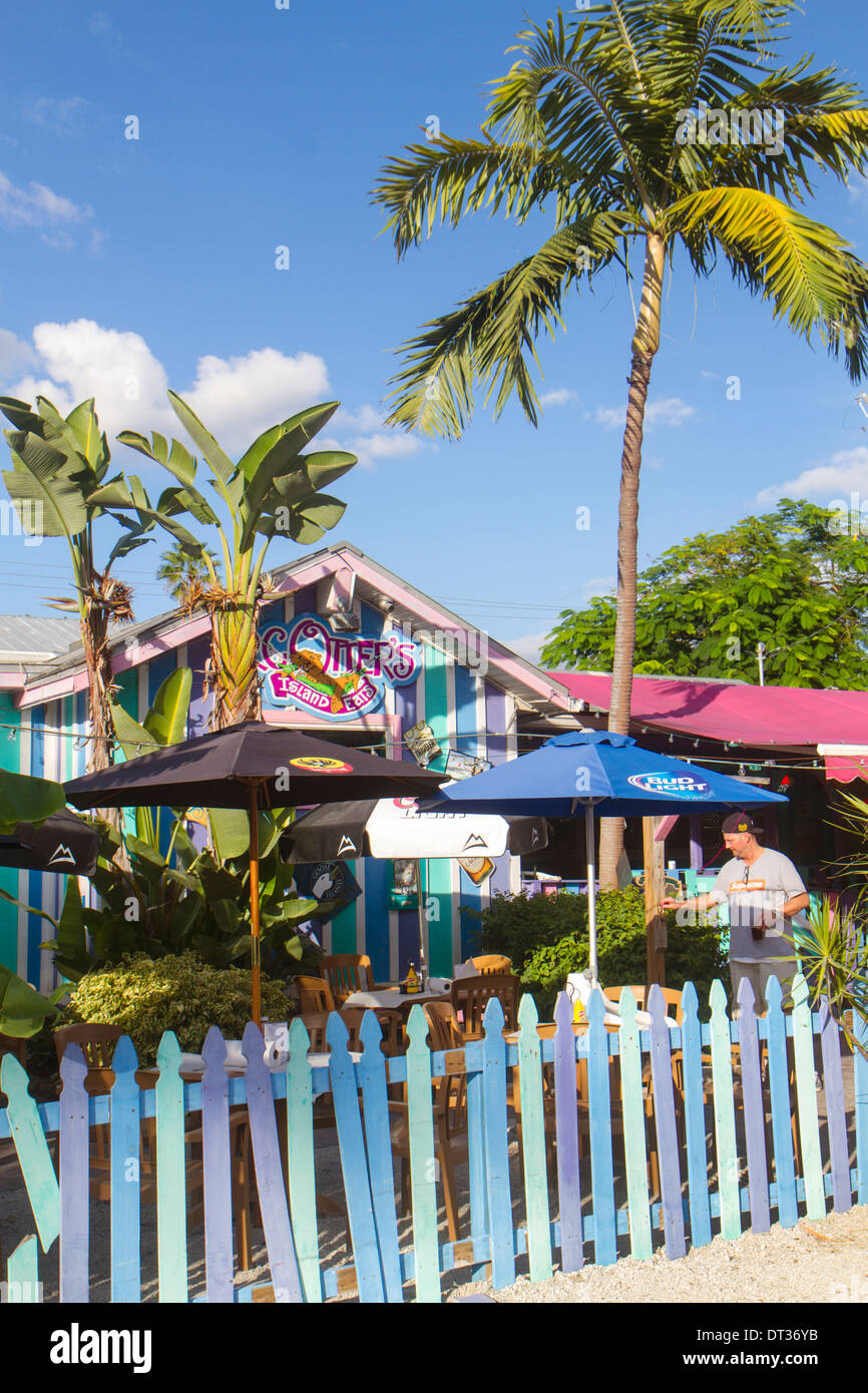 Florida Sanibel Captiva Barrier Island,RC Scooter's Island Eats