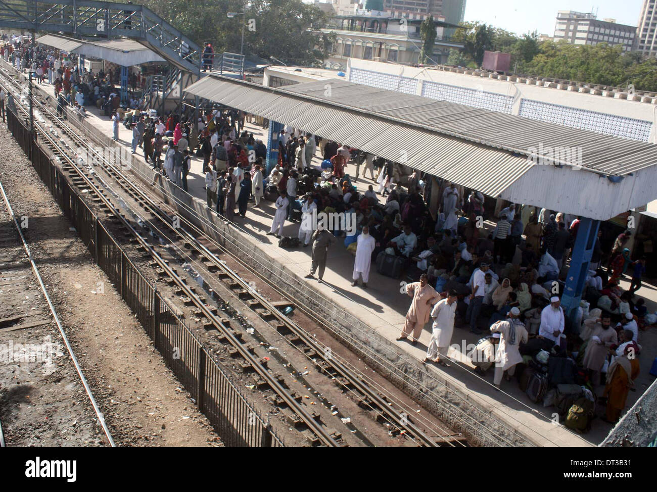 Pakistan train station karachi hi-res stock photography and images - Alamy