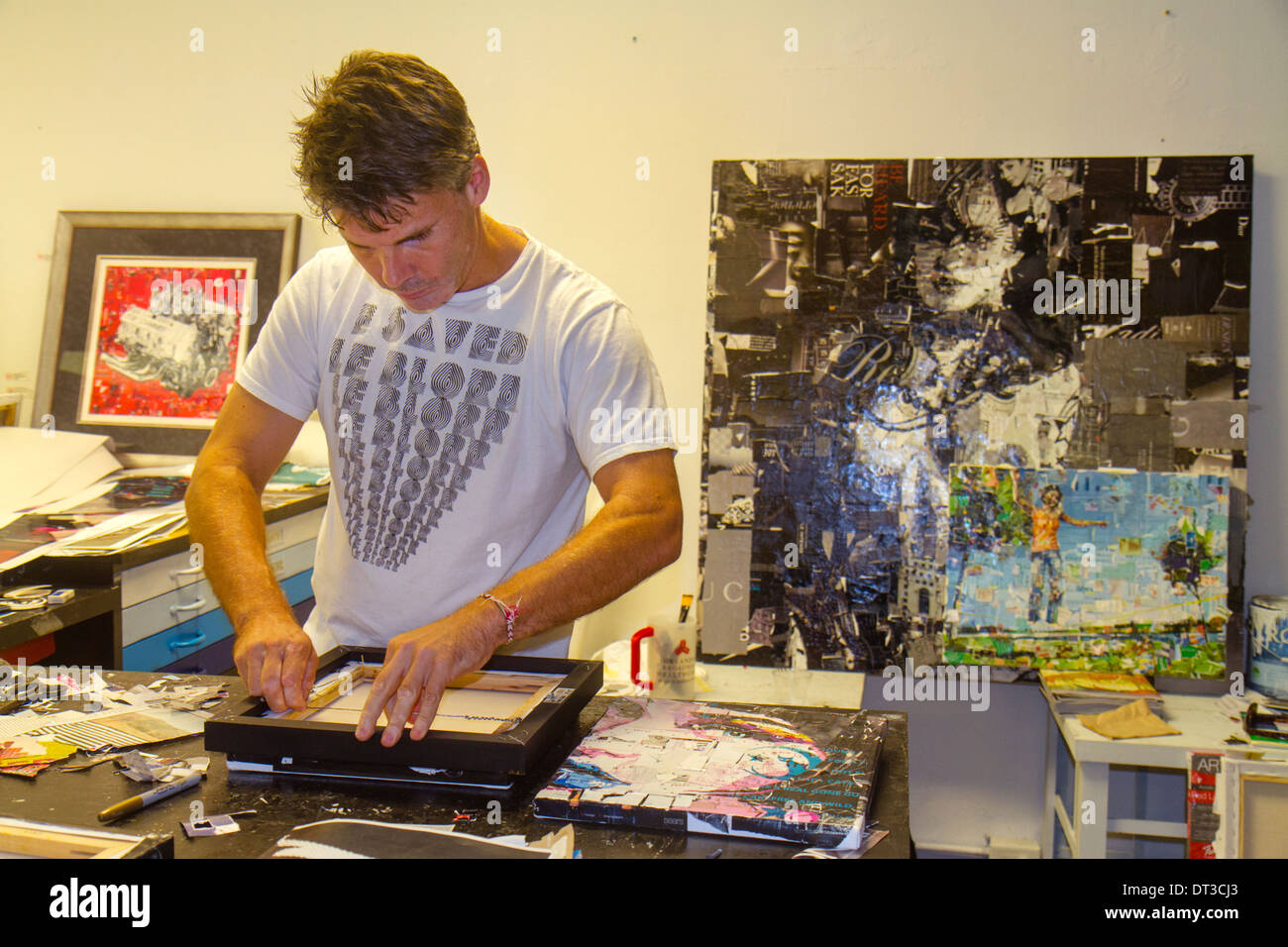 Melbourne Florida,Eau Gallie Art District,art artwork,studio,gallery galleries,framing,canvas