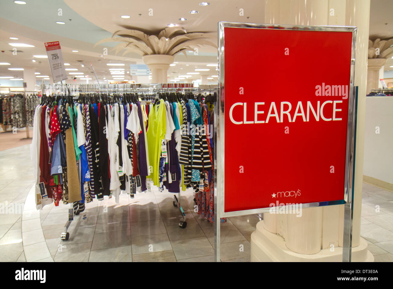 Fort Ft. Myers Florida,Edison mall,Macy's,department store,interior inside, sale,retail,product products display sale,fashion,trendy,women's,clothing,a  Stock Photo - Alamy