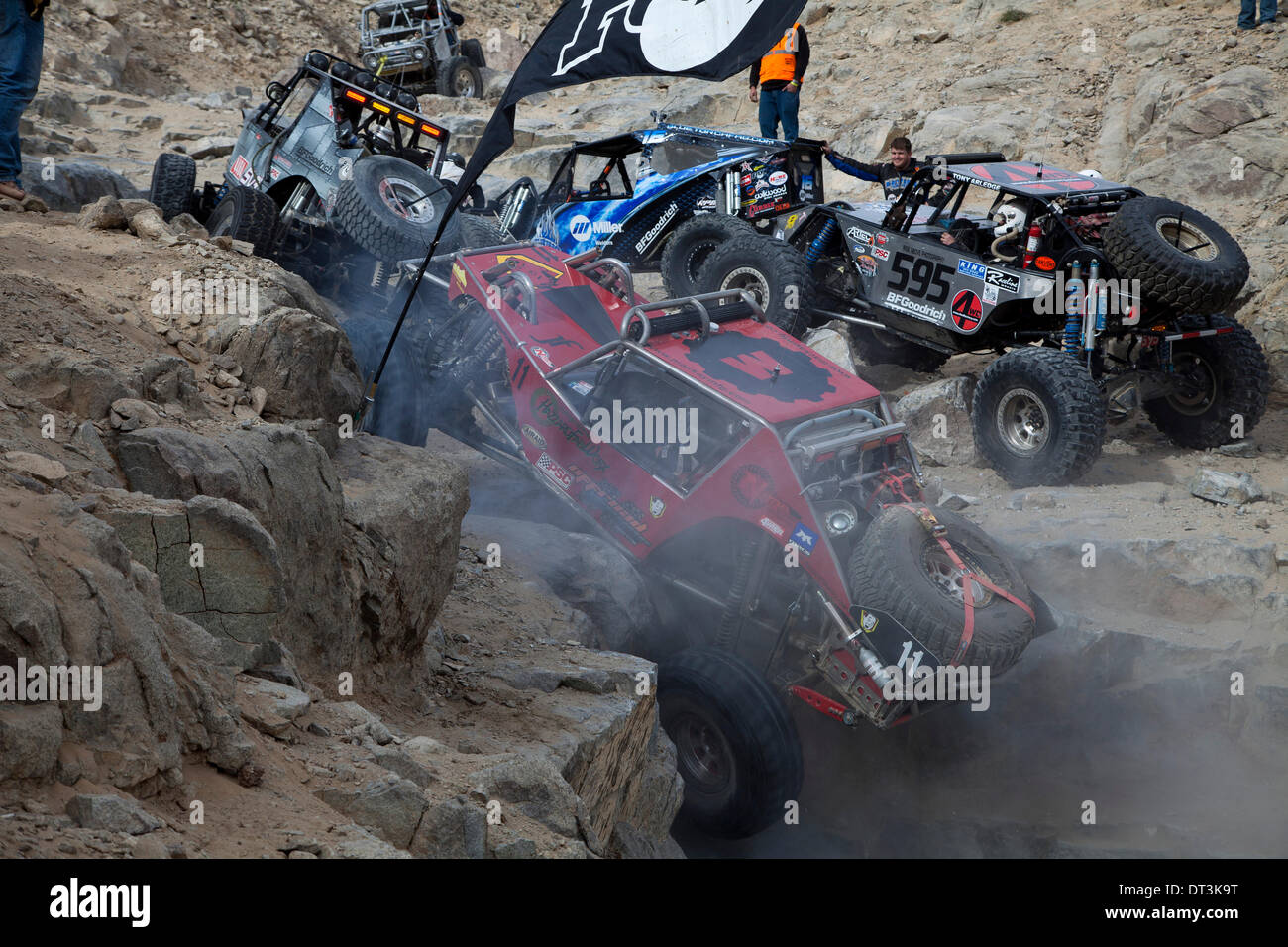 Scenes from the KING of the HAMMERS - Ultra4 Racing in desert at ...