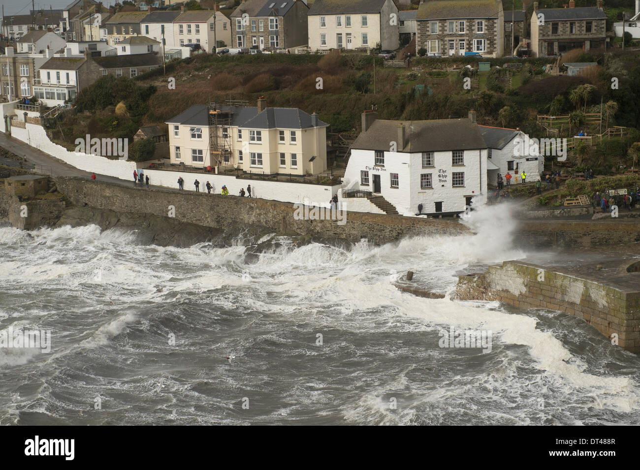 Porthleven storm 2014 hires stock photography and images Alamy
