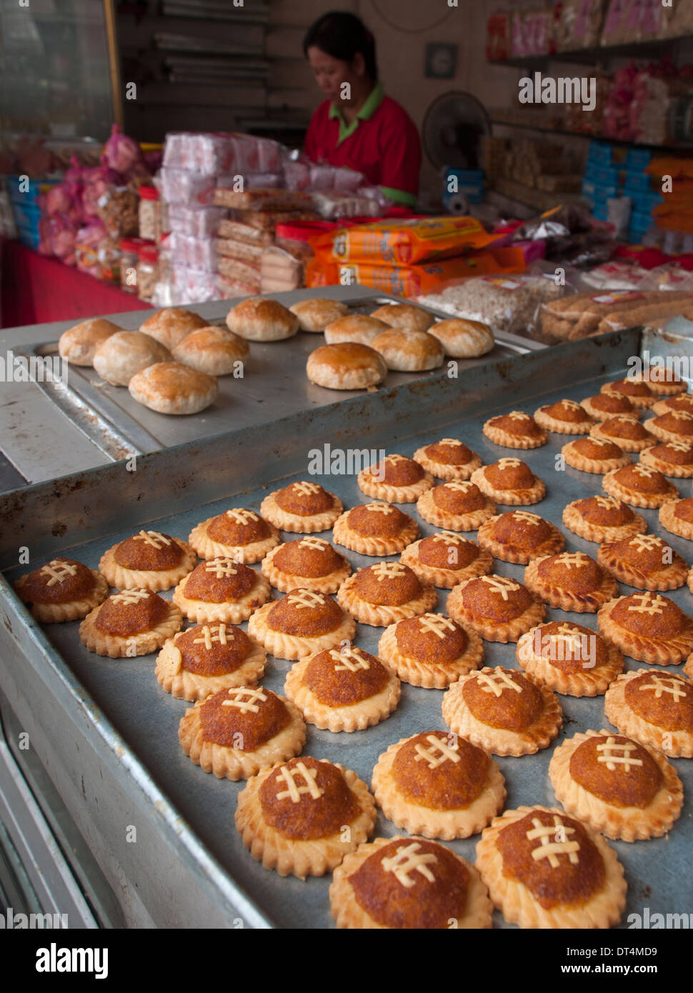 Bakery shop chinatown hires stock photography and images Alamy