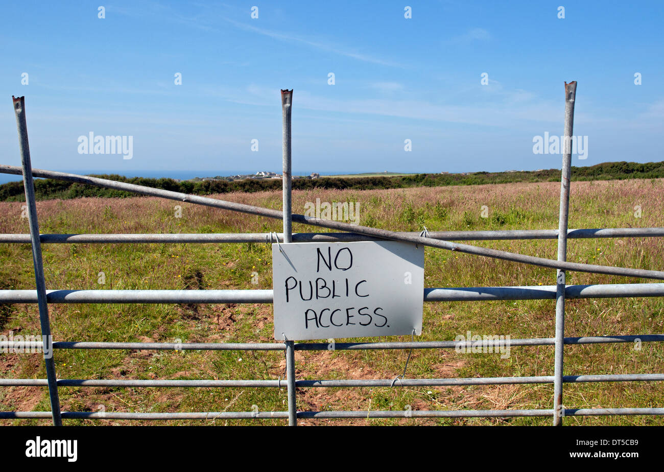 no public access sign Stock Photo