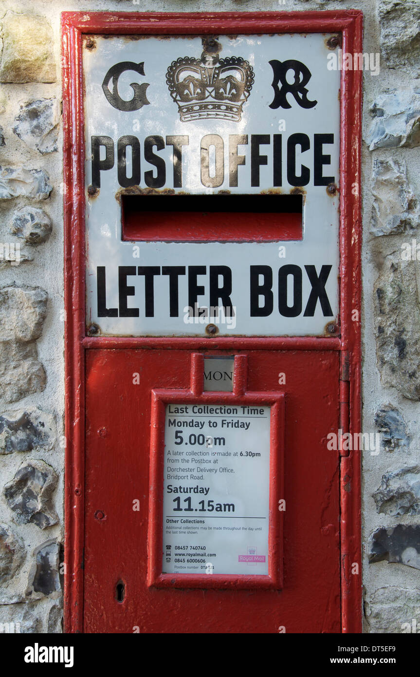 Royal Mail. The Ludlow wallbox. A traditional British wall mounted red