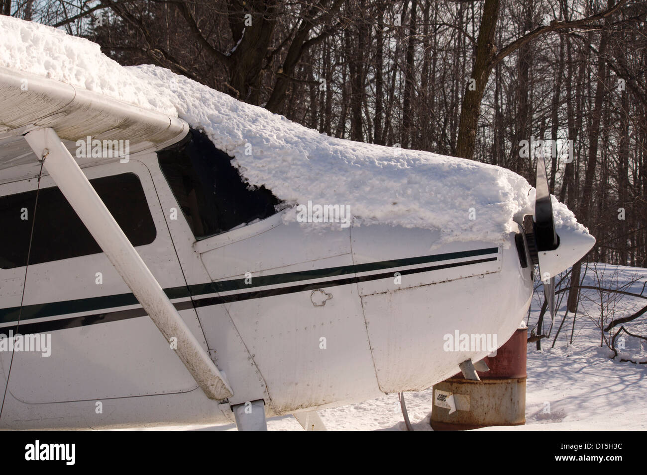 Bush plane hi-res stock photography and images - Alamy