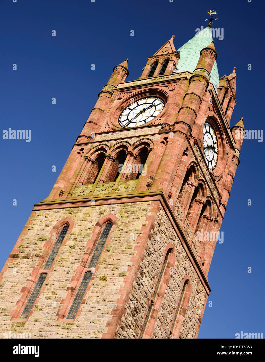 Ireland, Derry, The Guildhall, The Clock Tower Stock Photo Alamy