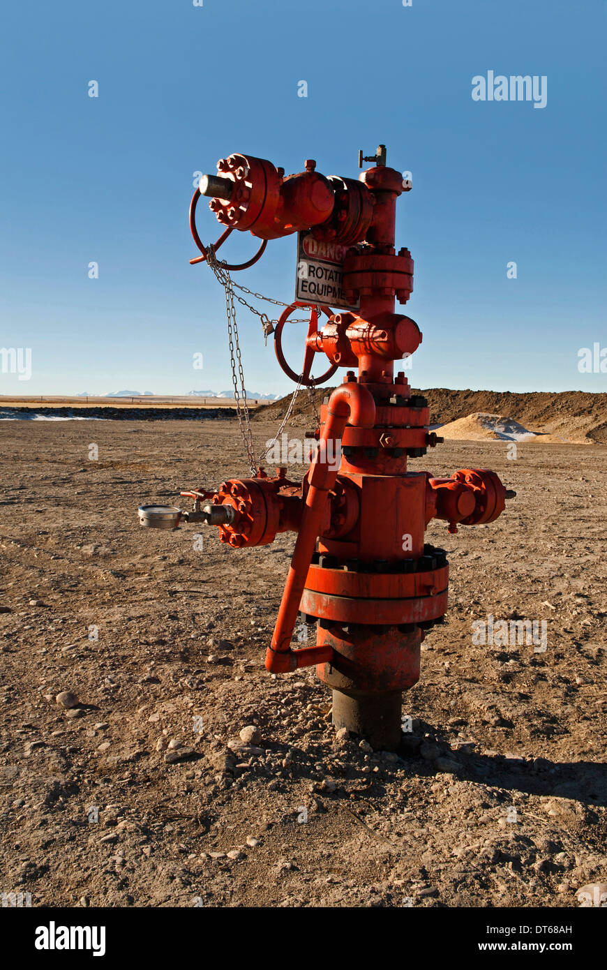 Canada, Alberta, Del Bonita, Christmas tree atop capped off oil well on