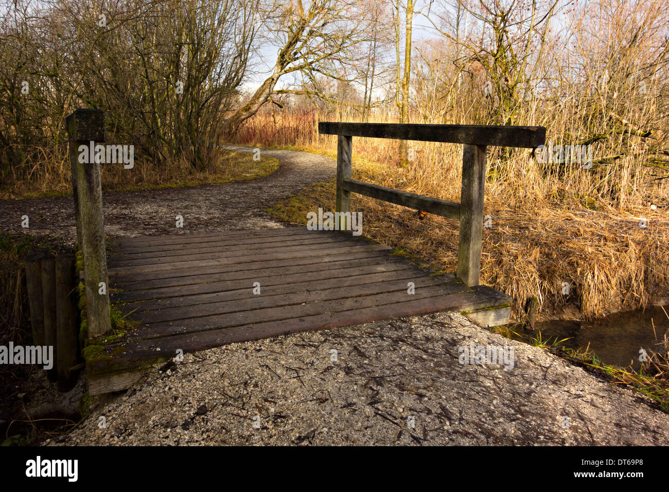 Old wooden footbridge hi-res stock photography and images - Alamy