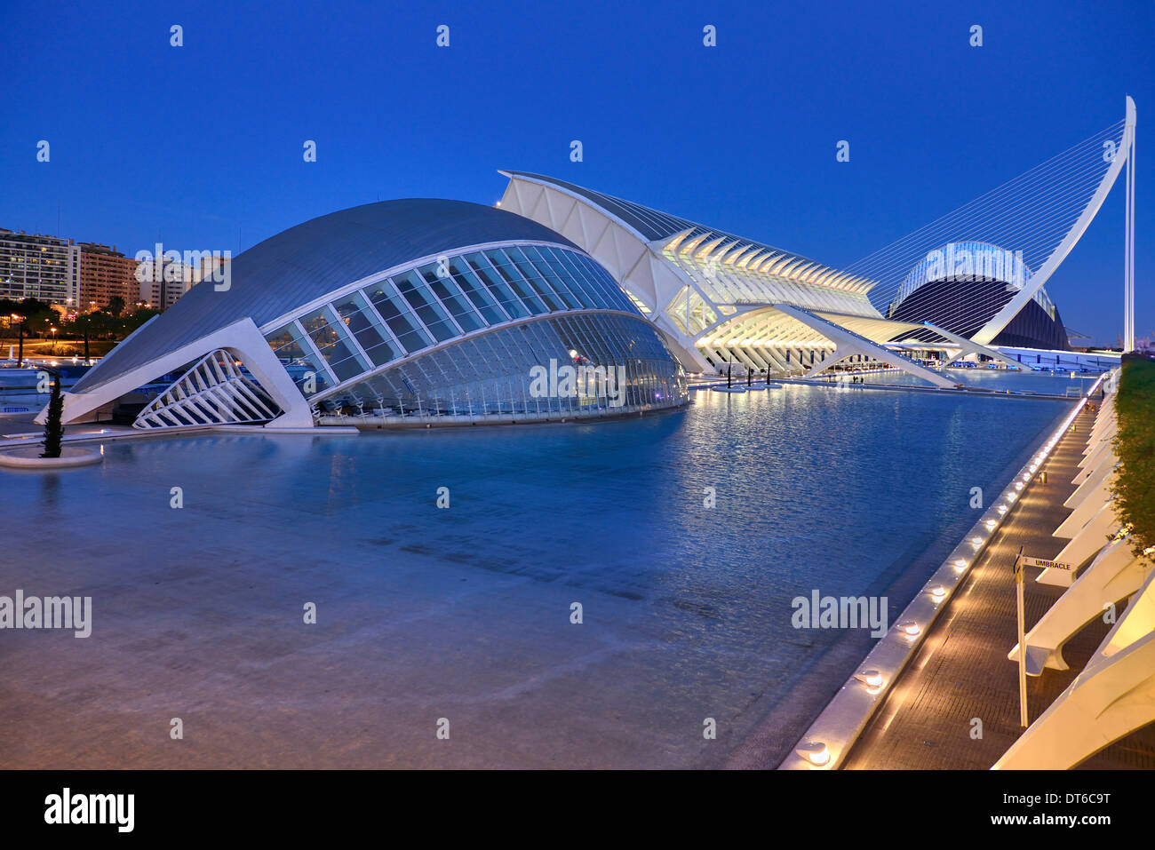 Spain, Valencia, La Ciudad de las Artes y las Ciencias, City of Arts and Sciences, Overall vista of complex of buildings at dusk Stock Photo