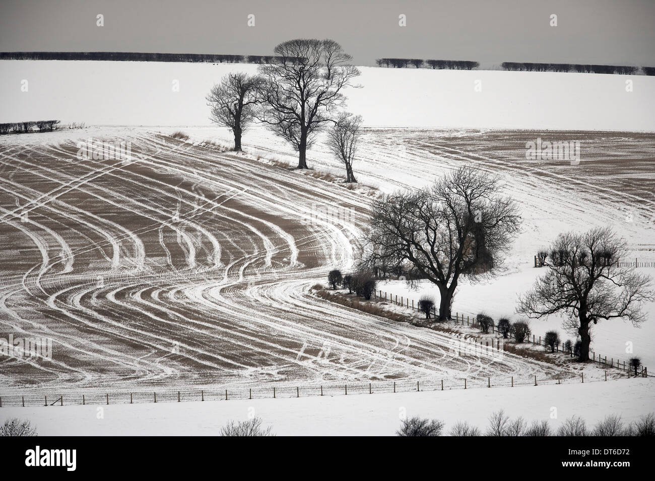 Snow covered farming landscape of the East Yorkshire Wolds near Wharram Percy Stock Photo