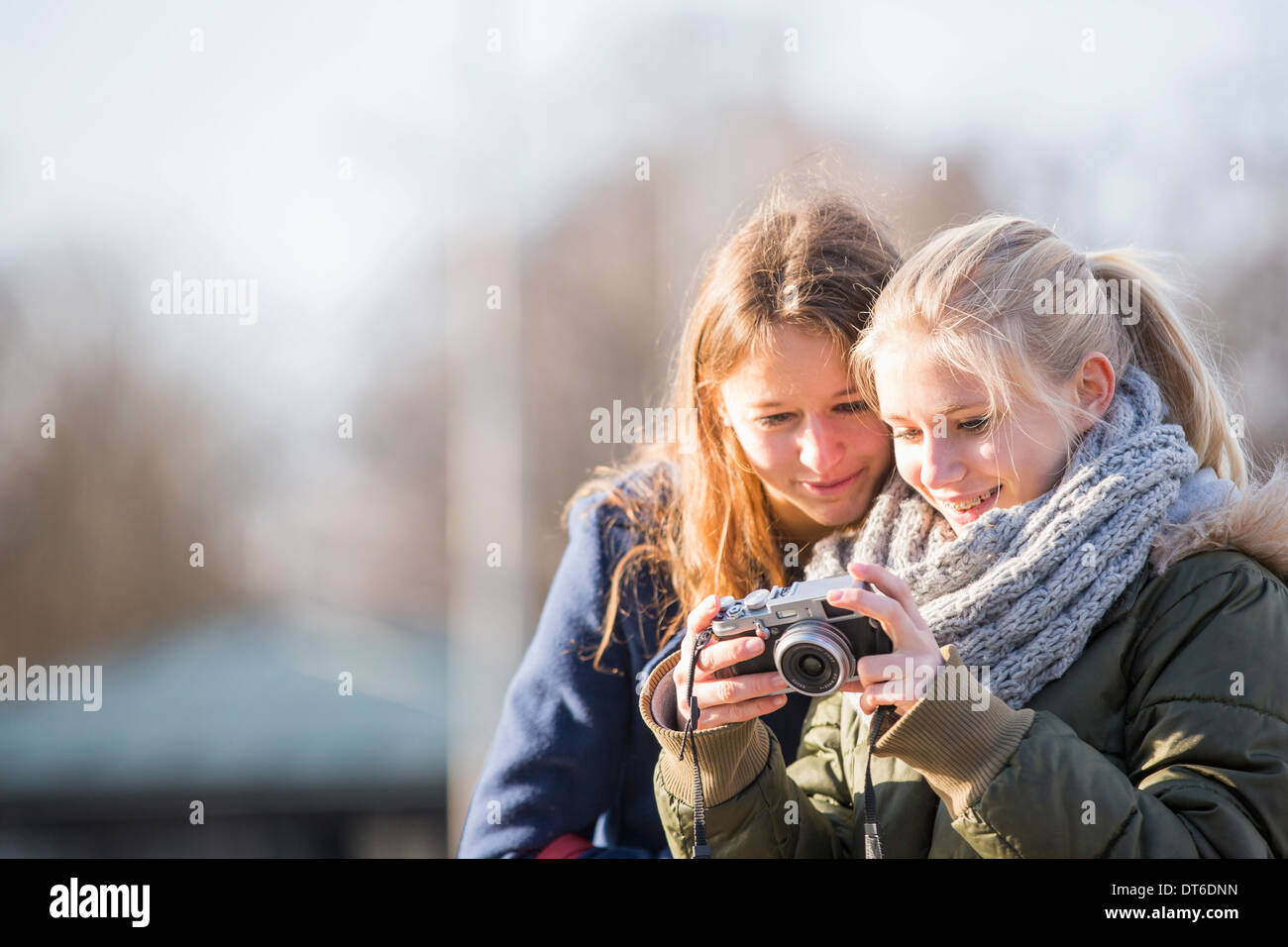 Camera using hi-res stock photography and images - Alamy