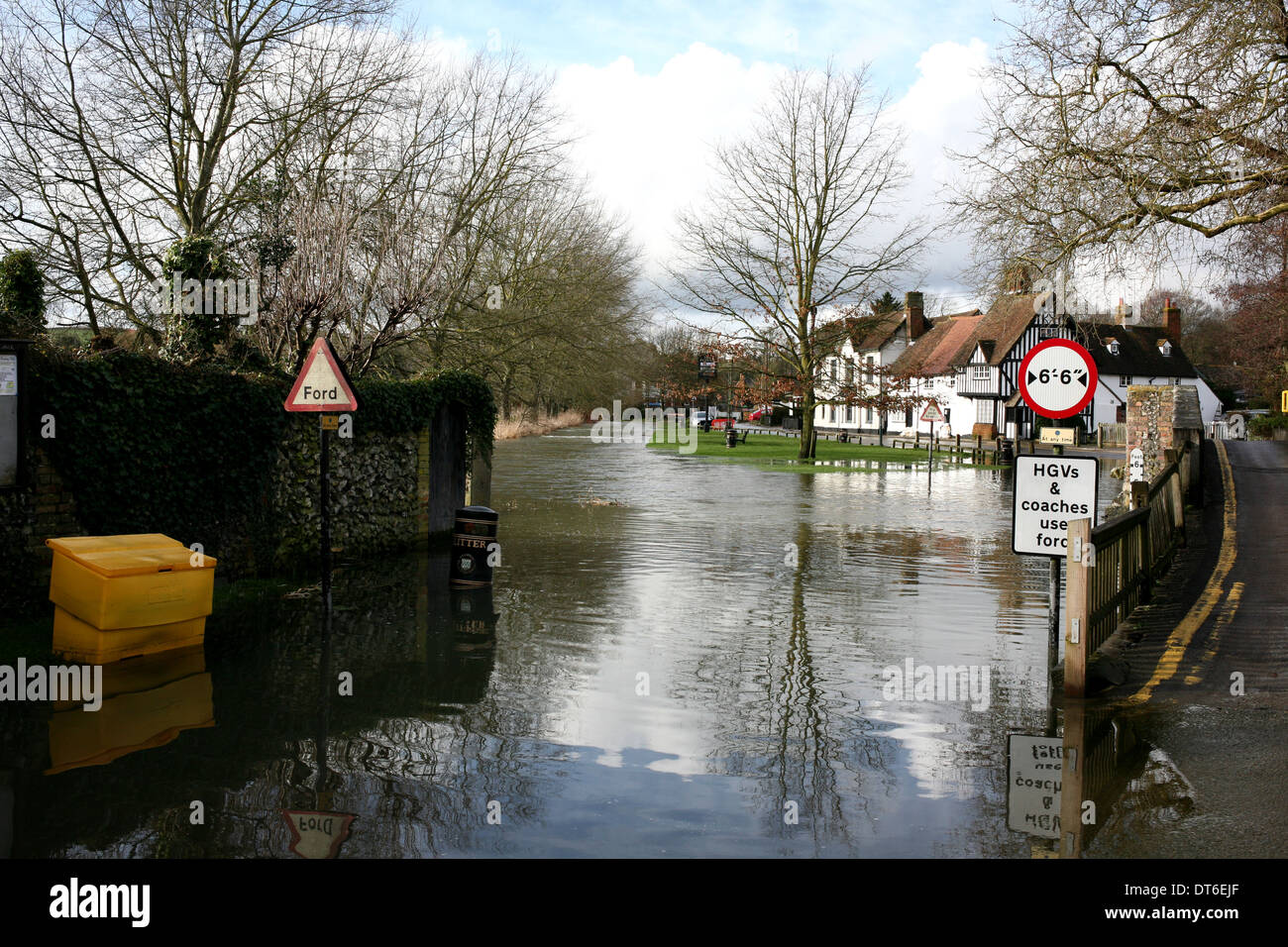 eynsford village in the civil parish of sevenoaks in the district of kent south east of england uk 2014 Stock Photo