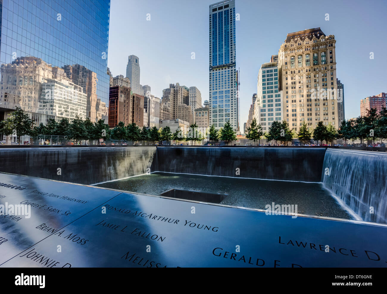 World trade center memorial hi-res stock photography and images - Alamy