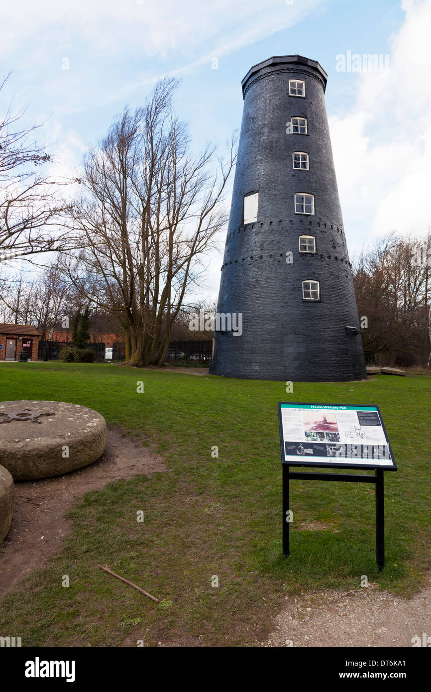 Hessle Whiting Mill Kingston upon Hull, East Riding, Yorkshire, UK, England GB chalk crusher Stock Photo