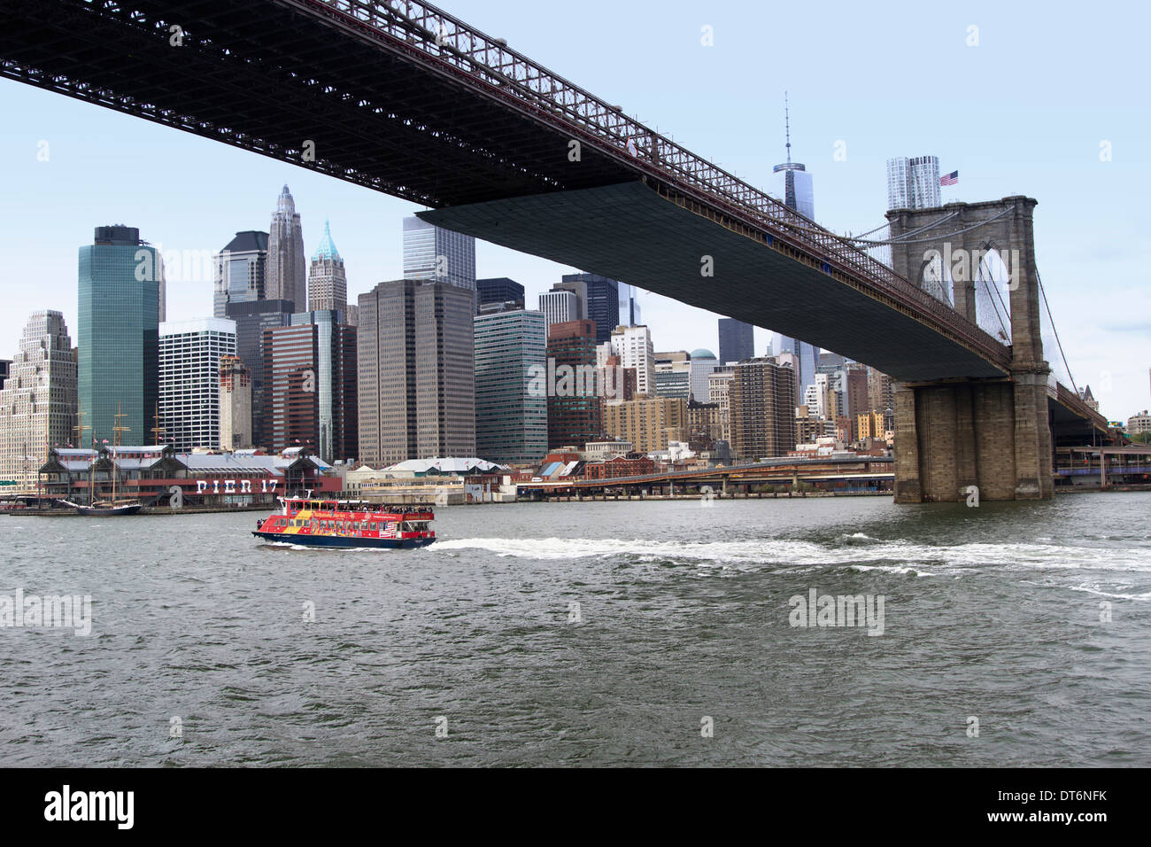 Rainy brooklyn hi-res stock photography and images - Alamy