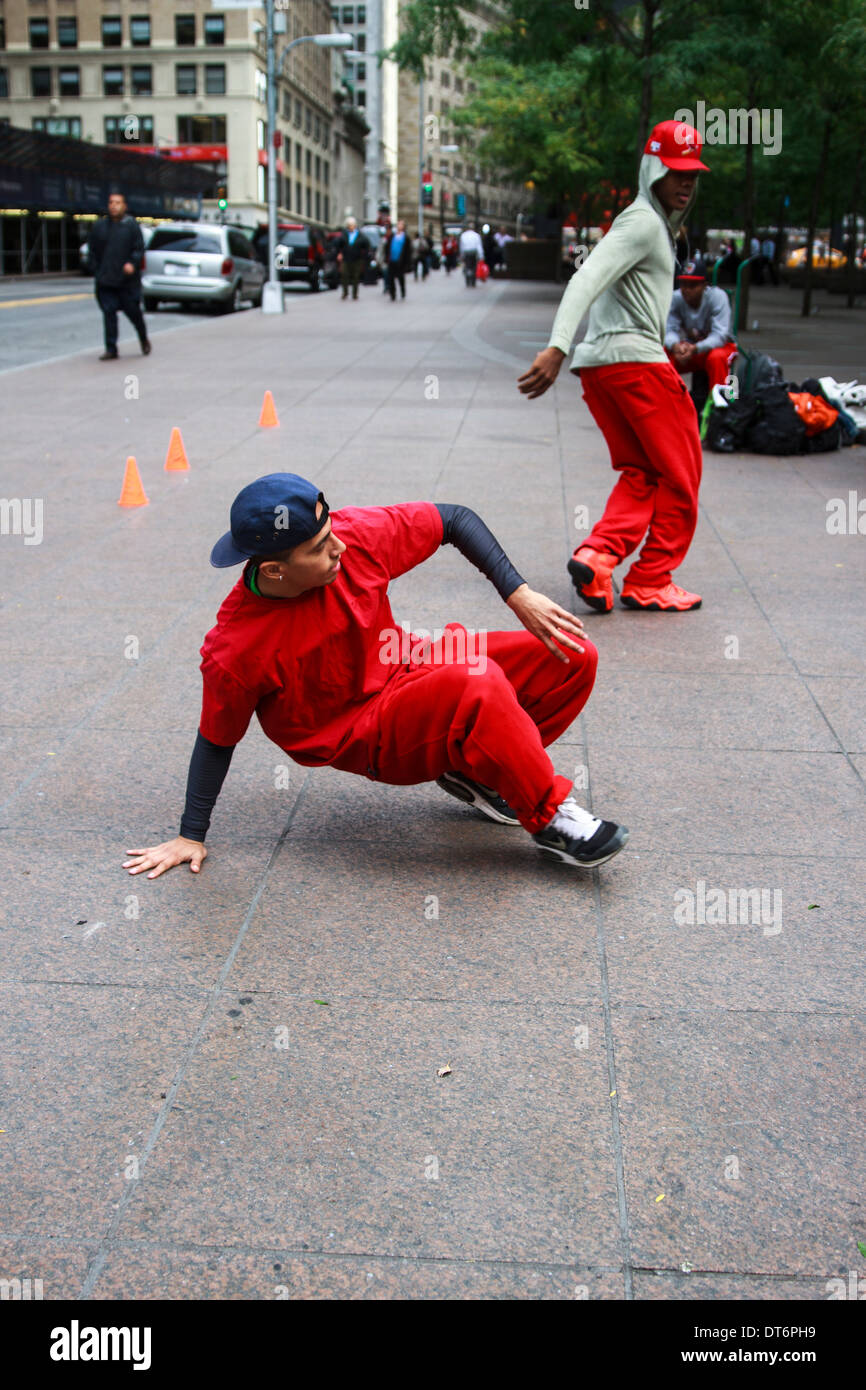 African People Dancing Street High Resolution Stock Photography and ...