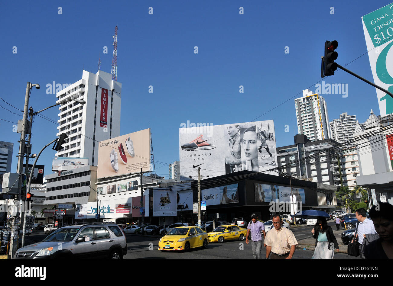 street scene via Espana Panama city Panama Stock Photo Alamy