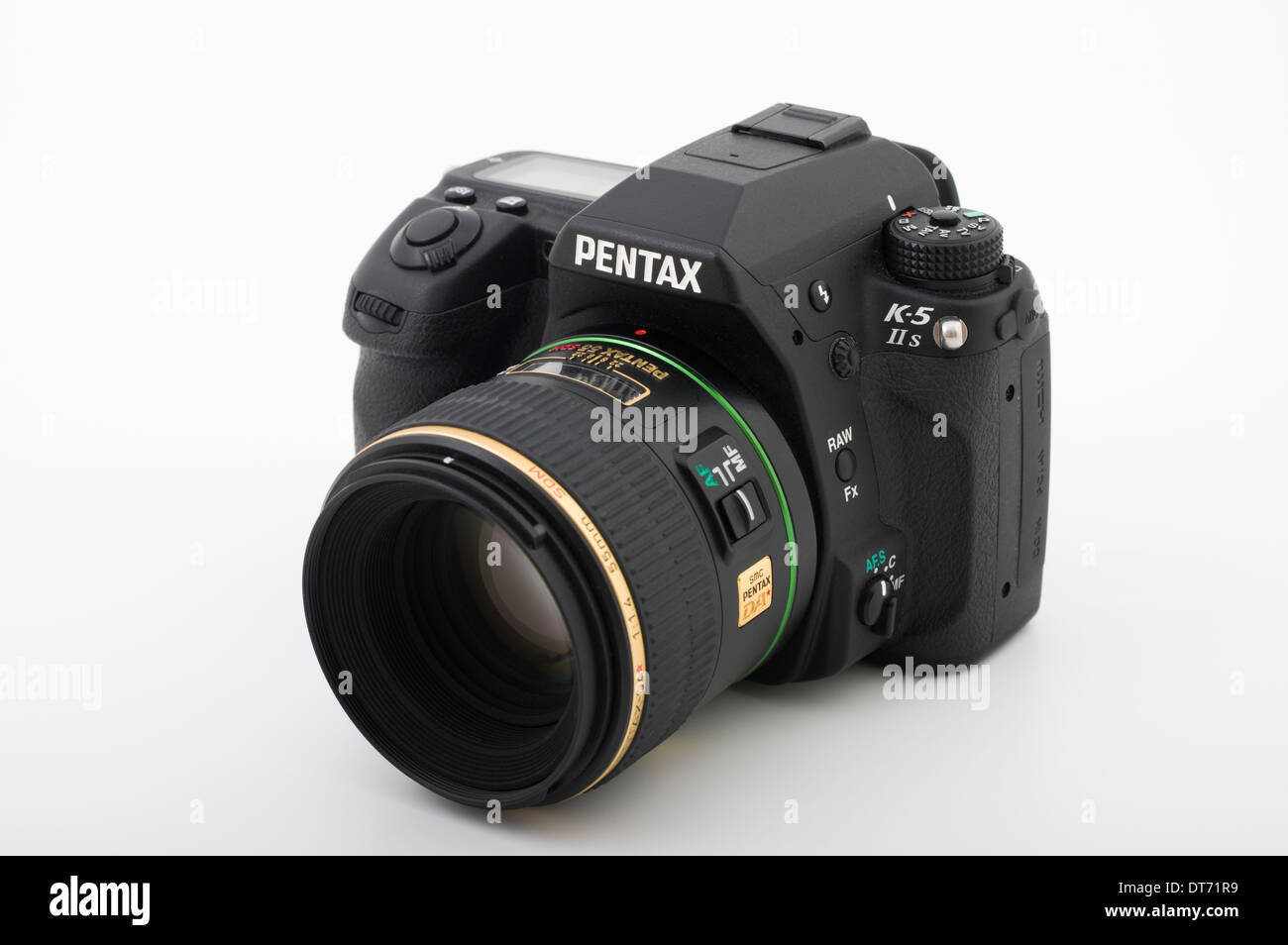 Pentax K-5 IIs digital SLR camera with 55mm 1.4 prime lens Stock Photo