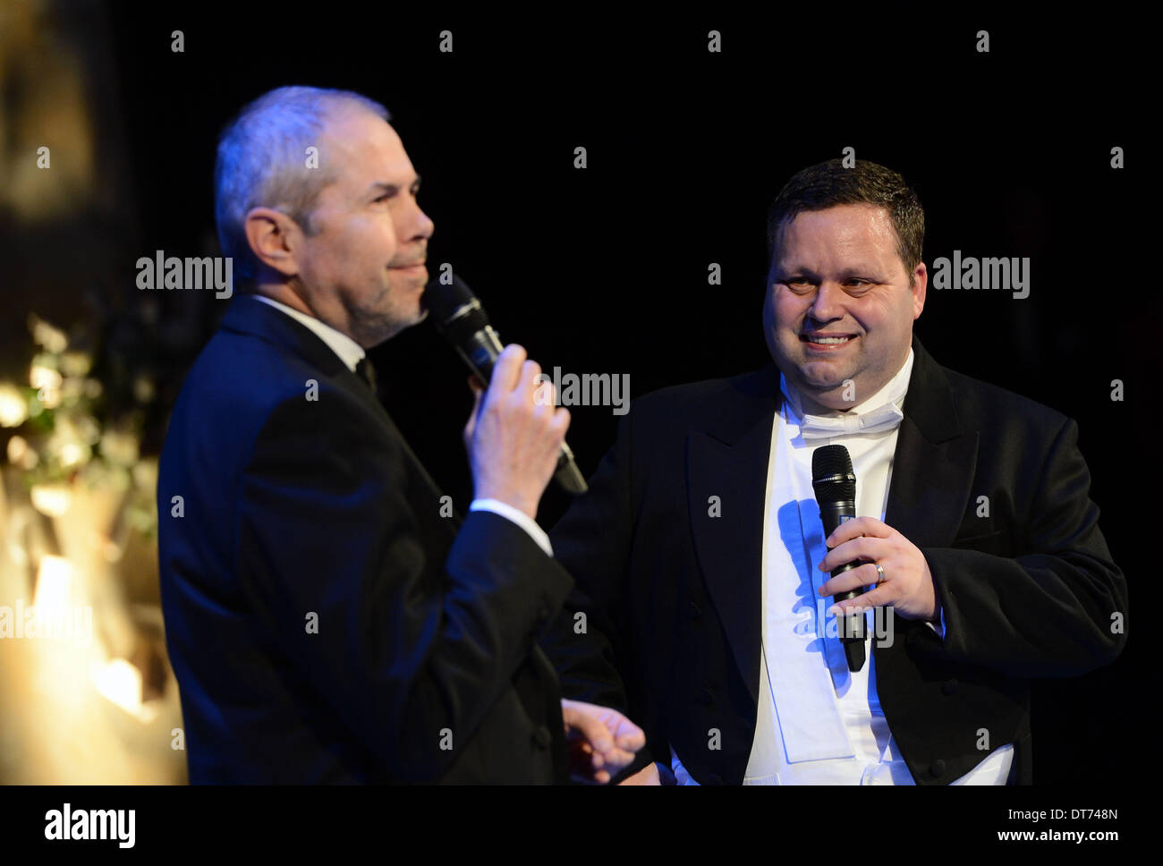 Moderator Marek Eben Left And British Opera Singer Paul Potts Stock Photo Alamy