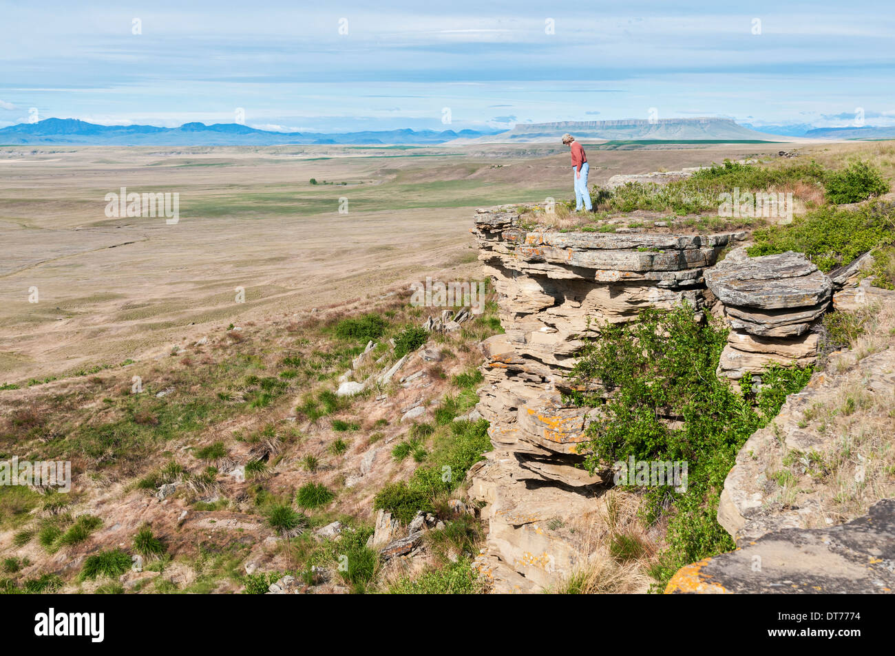 Montana, Ulm, First Peoples Buffalo Jump State Park, female visitor