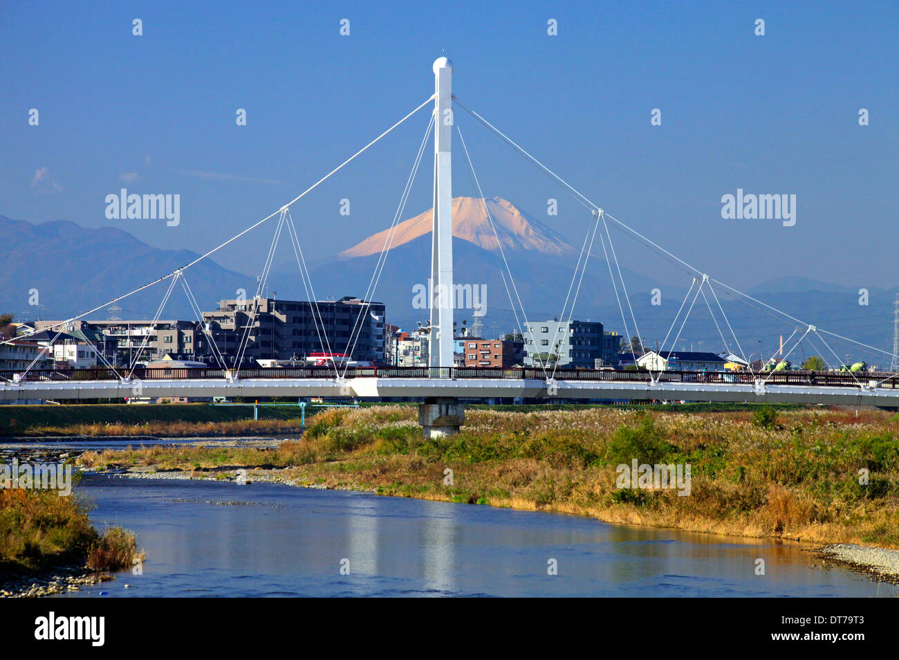 Mount Fuji and Fureai-Bashi bridge on Asakawa river Hino Tokyo Japan ...