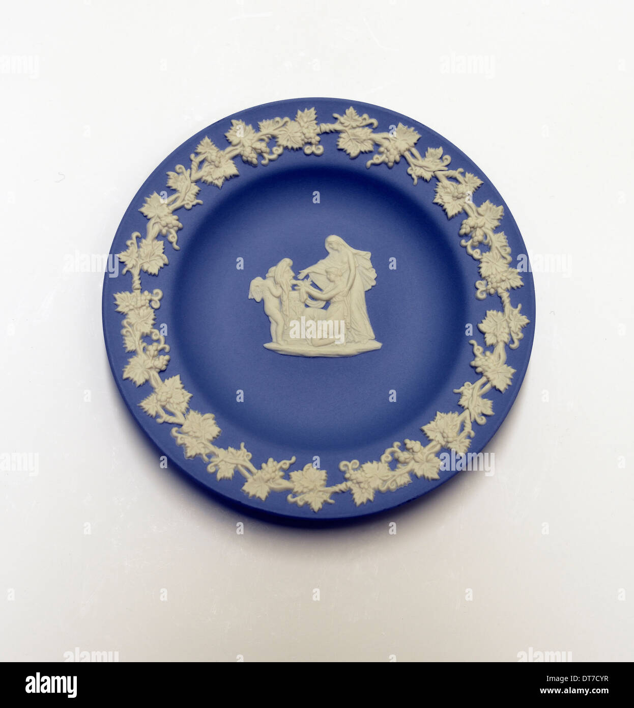 Wedgwood Jasperware Parrot Pin Dish Blue Relief 4.3”