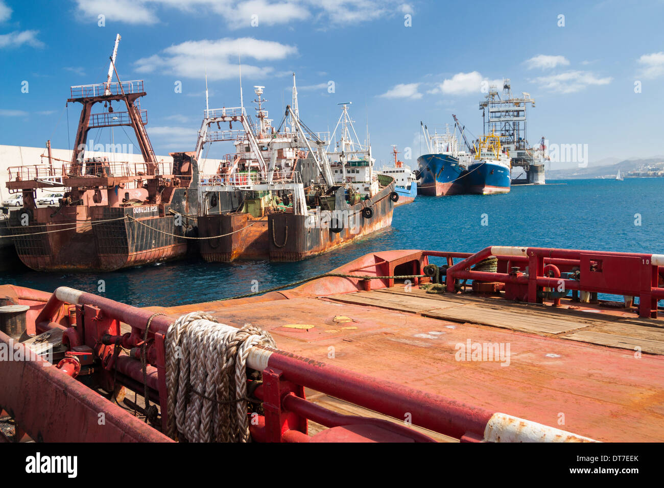 Port of las palmas hi-res stock photography and images - Alamy