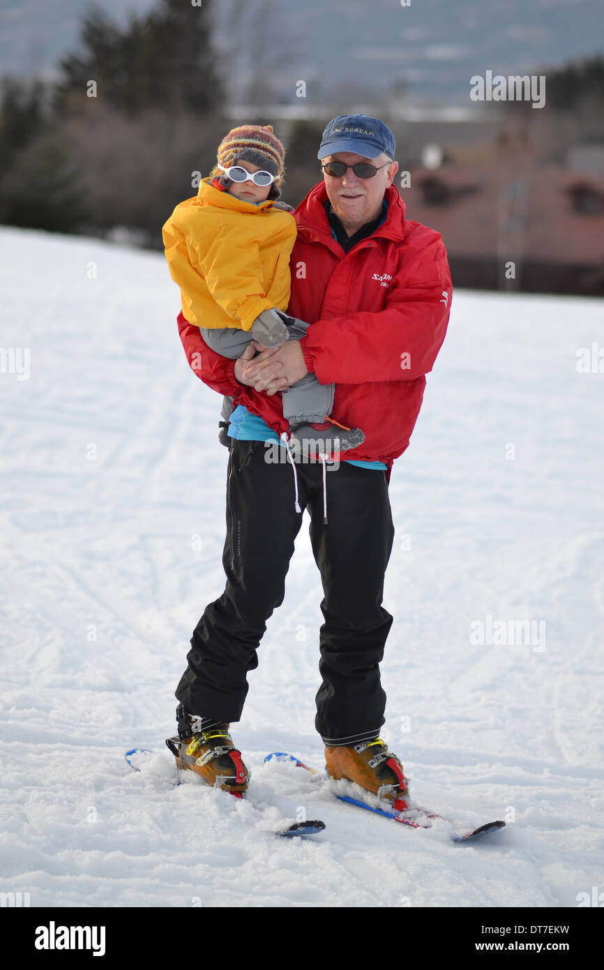 Grandfather son grandson hi-res stock photography and images - Alamy