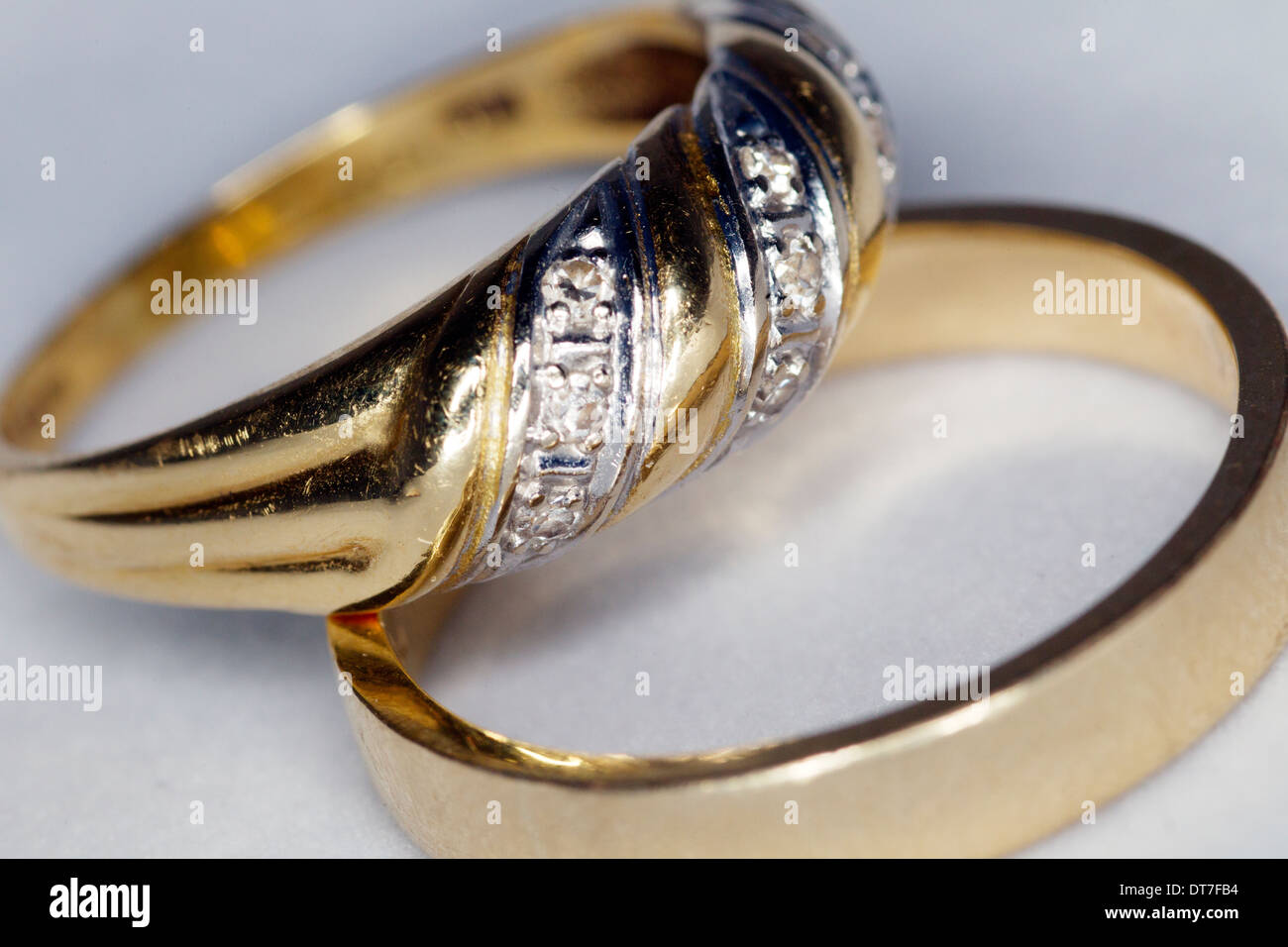 Pair of gold wedding rings Stock Photo Alamy