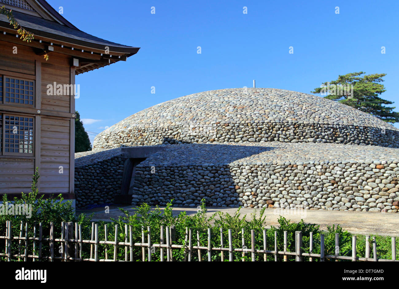 Musashi Fuchu Kumano Jinja Kofun Ancient Tomb Tokyo Japan Stock Photo