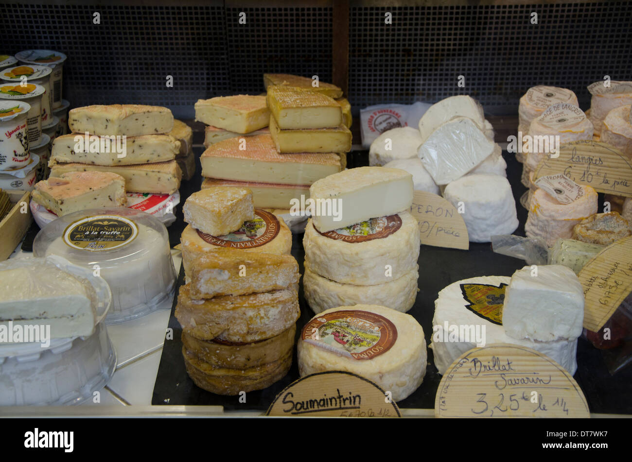 Cheese store paris hires stock photography and images Alamy