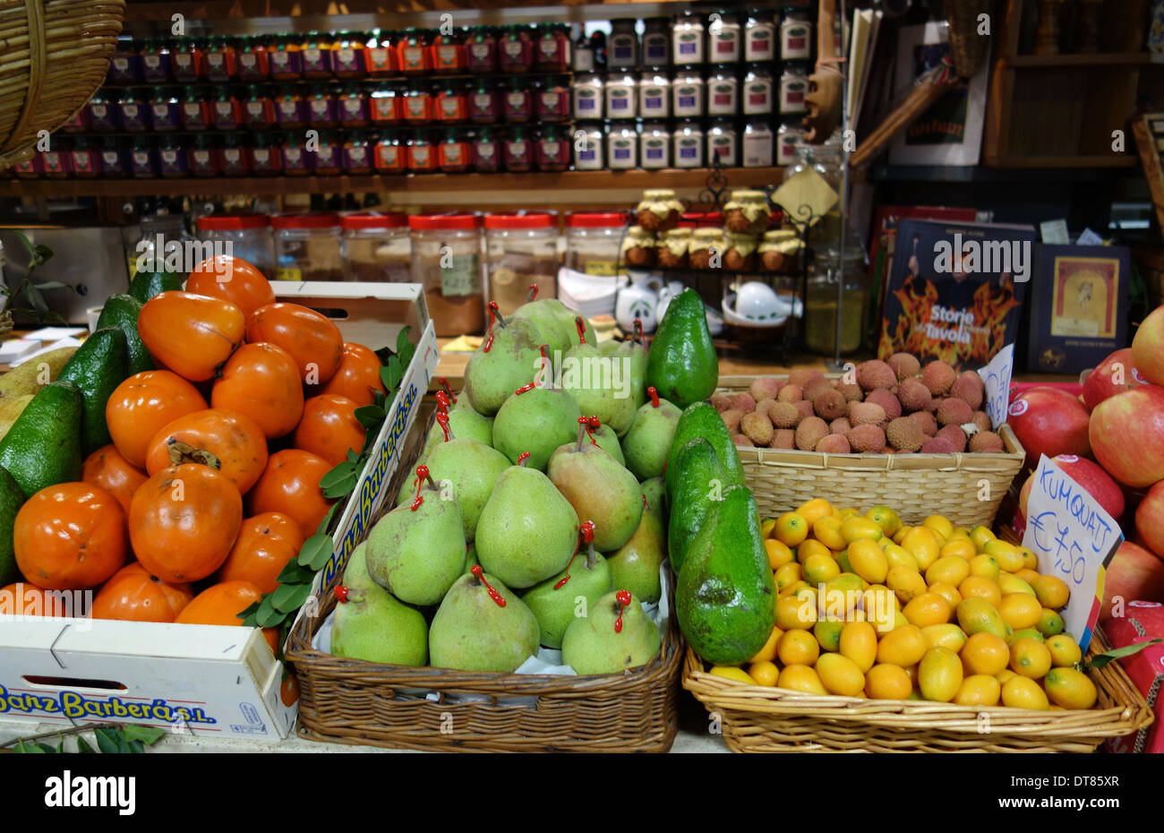 market-in-europe-stock-photo-alamy