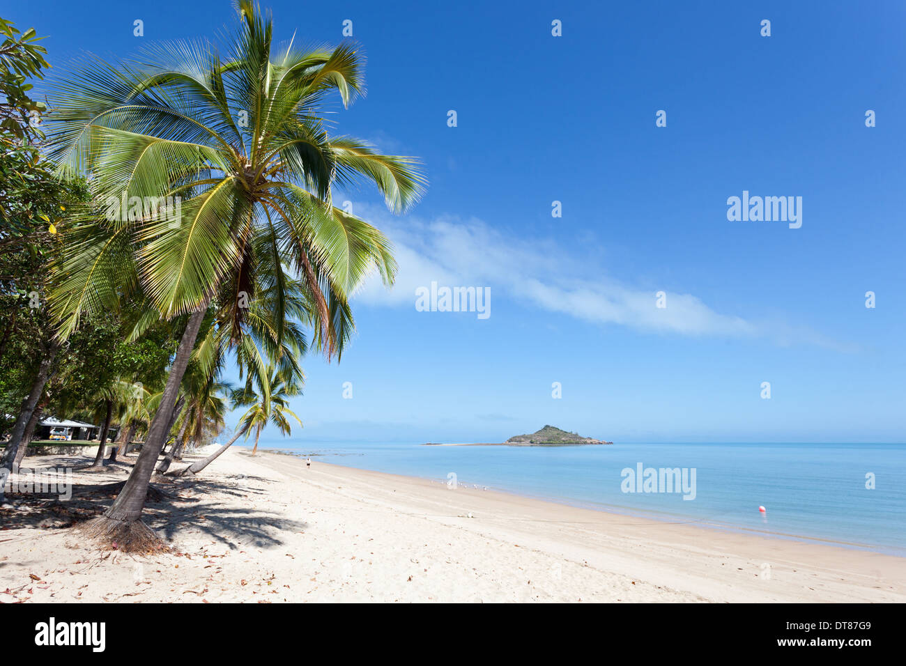 North Queensland Beach Scene Dingo Beach Hideway Bay Stock Photo Alamy