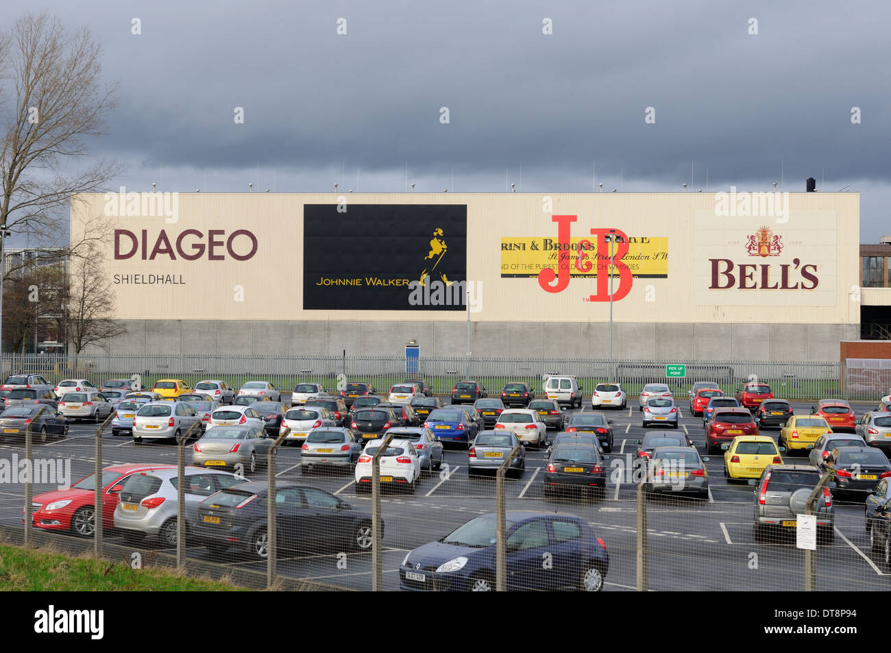 Diageo bottling plant in Renfrewshire, Glasgow, Scotland, UK, Europe. Stock Photo