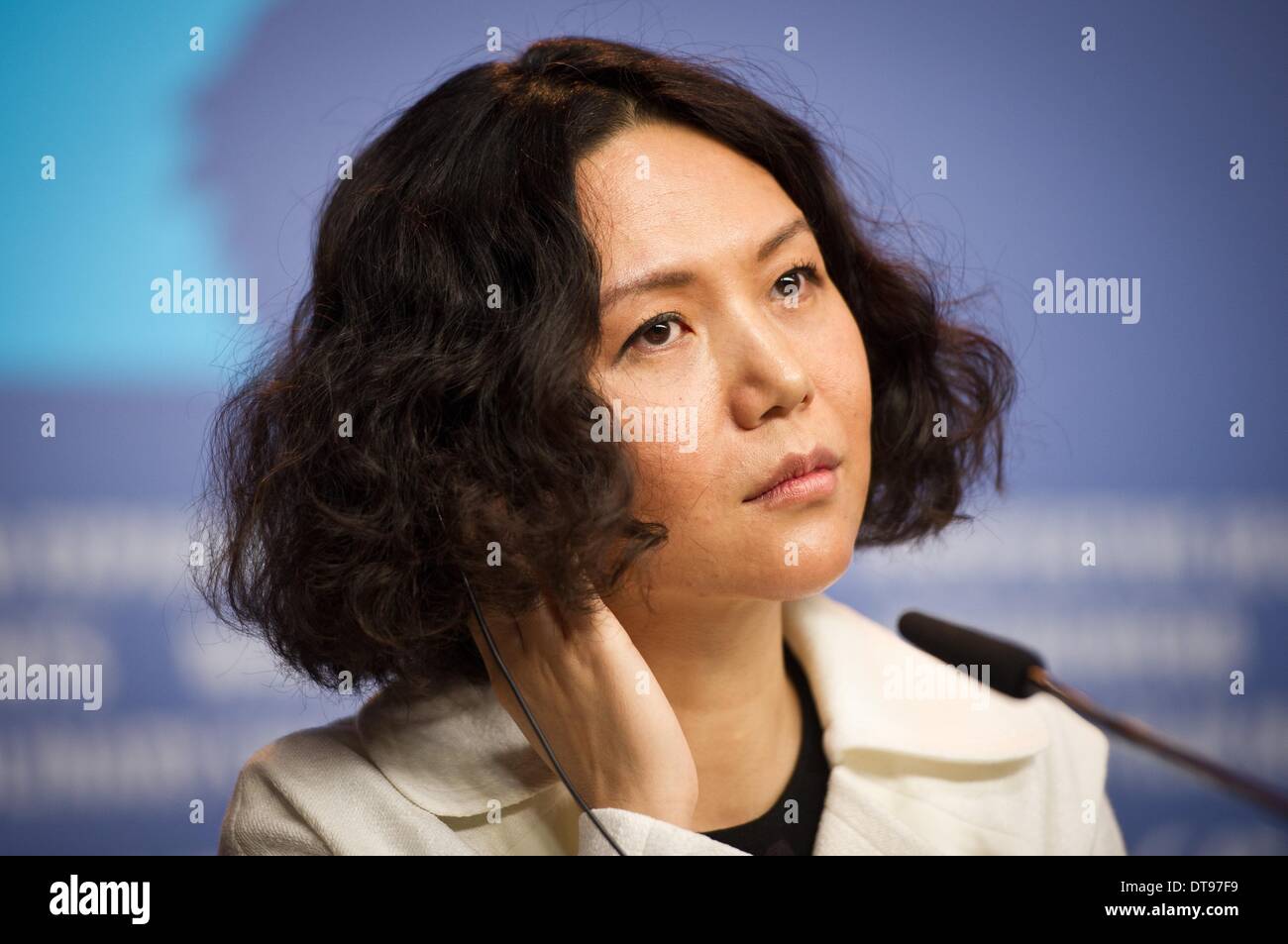 Press conference for 'bai ri yan huo' hi-res stock photography and ...