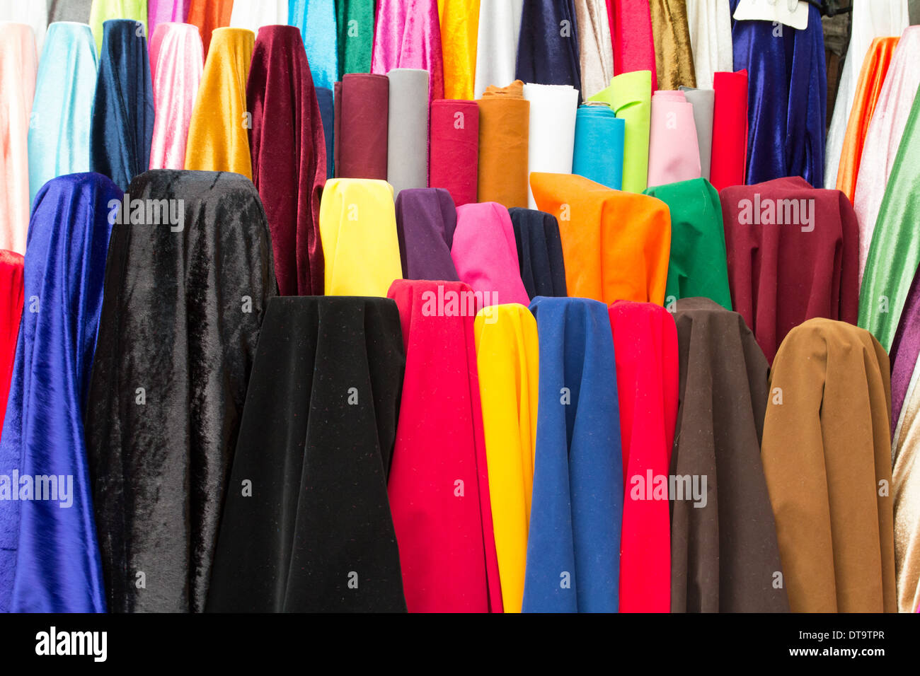 Brightly coloured cloths hi-res stock photography and images - Alamy