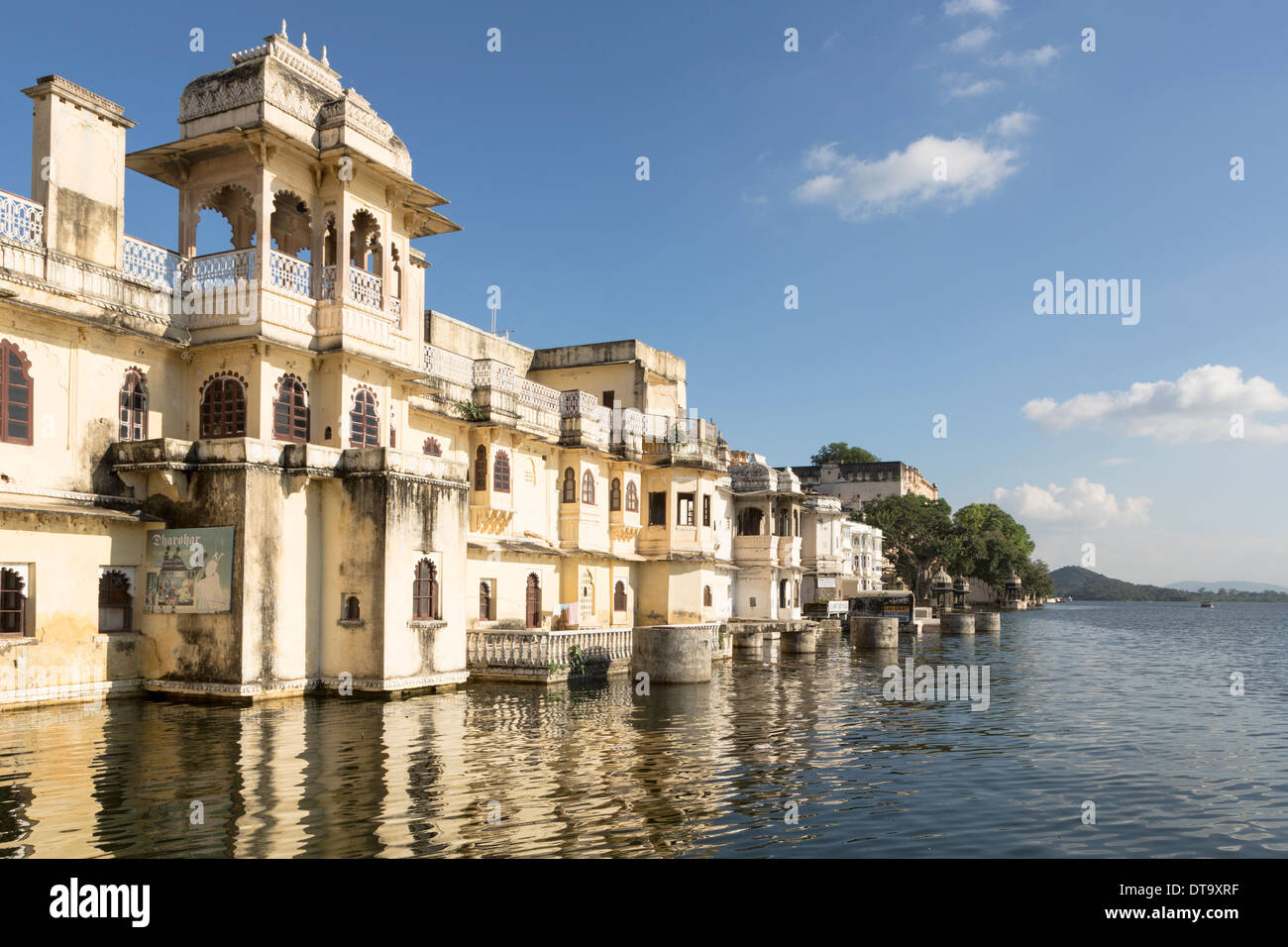 a-view-of-udaipur-city-palace-by-pichola-lake-in-rajasthan-india-stock